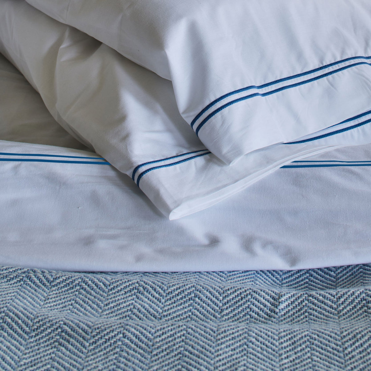 Ella Embroidered Sheet Set