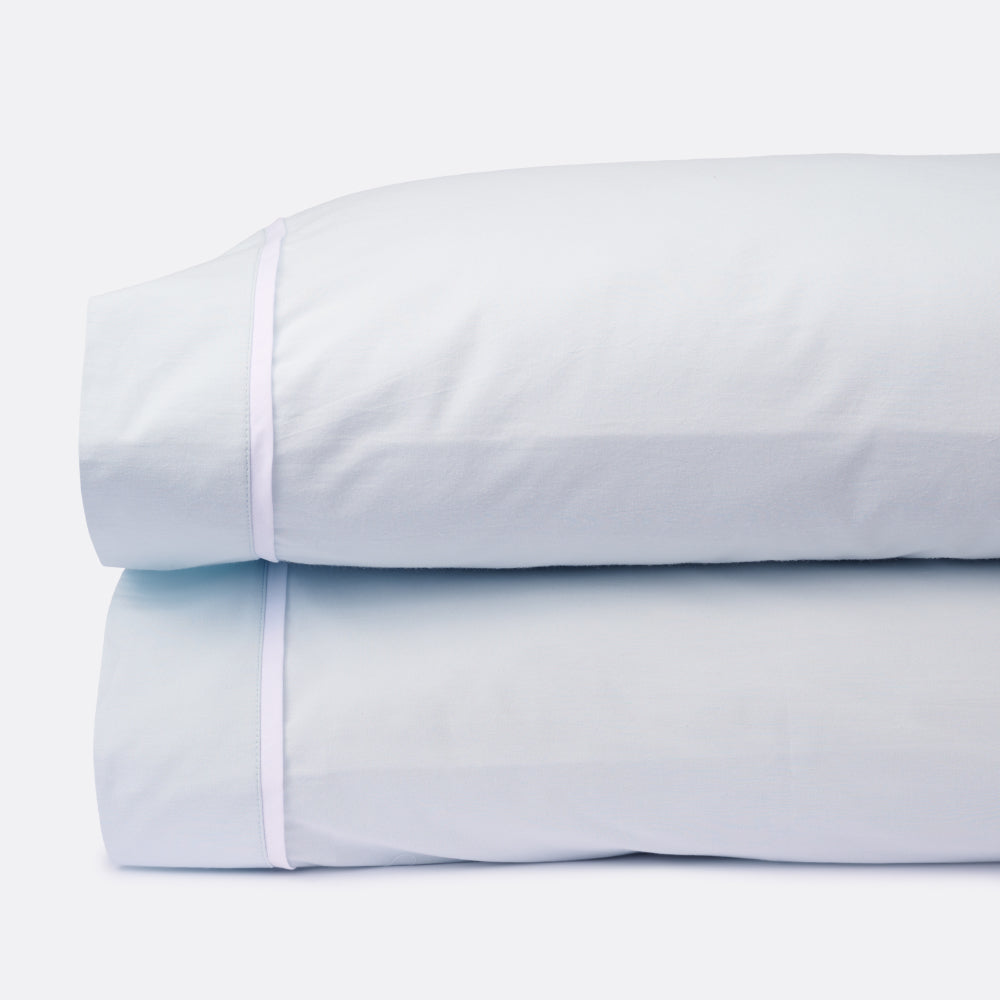 Essential Piping Pillowcase Set