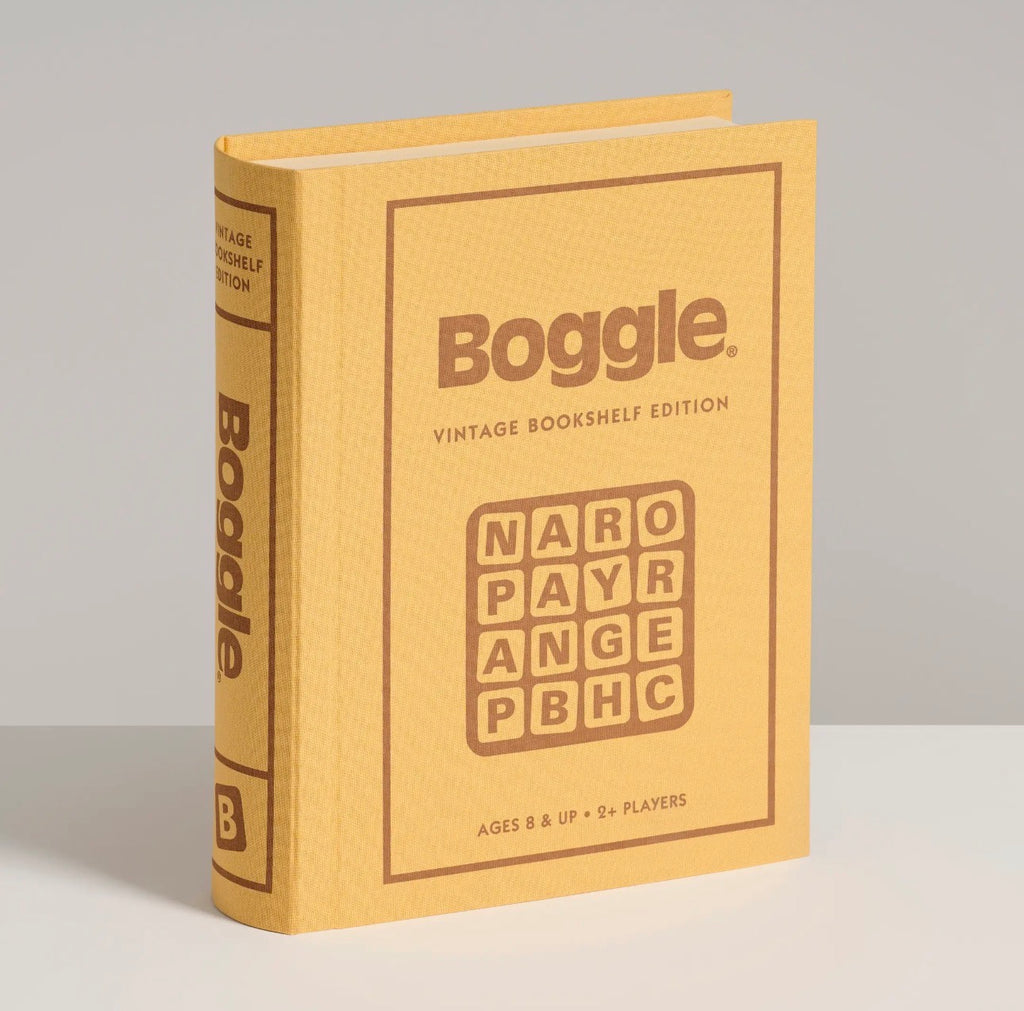 Boggle Vintage Bookshelf Game